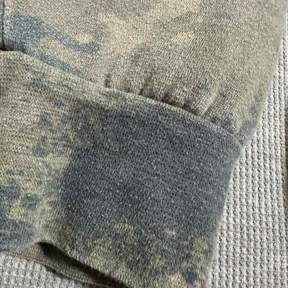 Six Flags Looney Tunes Marvin the Martian Camo Pullover Hoodie Green Mens Large - Picture 6 of 12